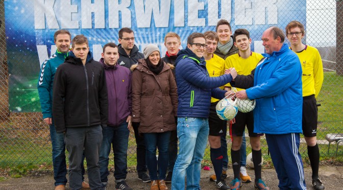 Schiedsrichter-Talentkader beim Winter-Cup in Neuhof