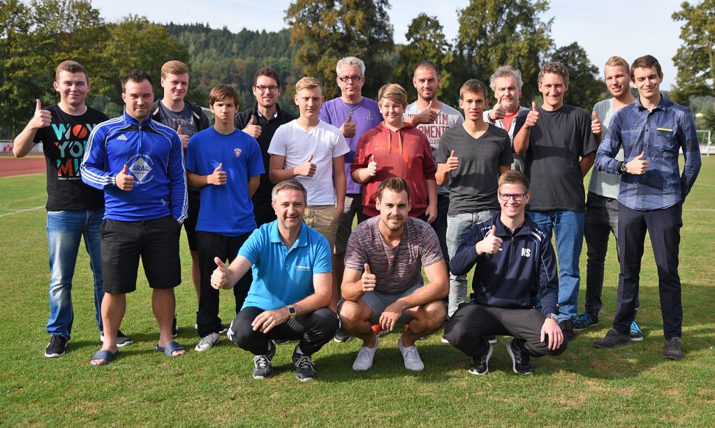 14 neue Schiedsrichter, 2016 in Alfeld